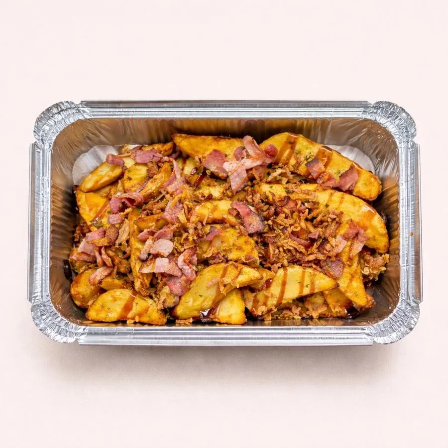 Картофель с беконом и соусом барбекю